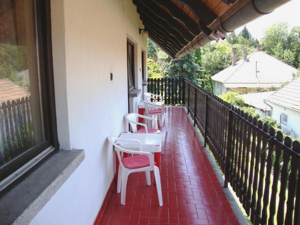 Ferienwohnung Gyongyvirag Vendeghaz Balatonboglár Zimmer foto