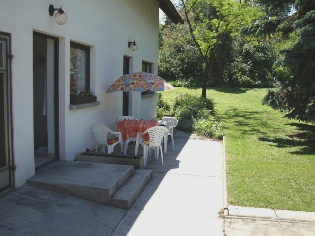 Ferienwohnung Gyongyvirag Vendeghaz Balatonboglár Exterior foto