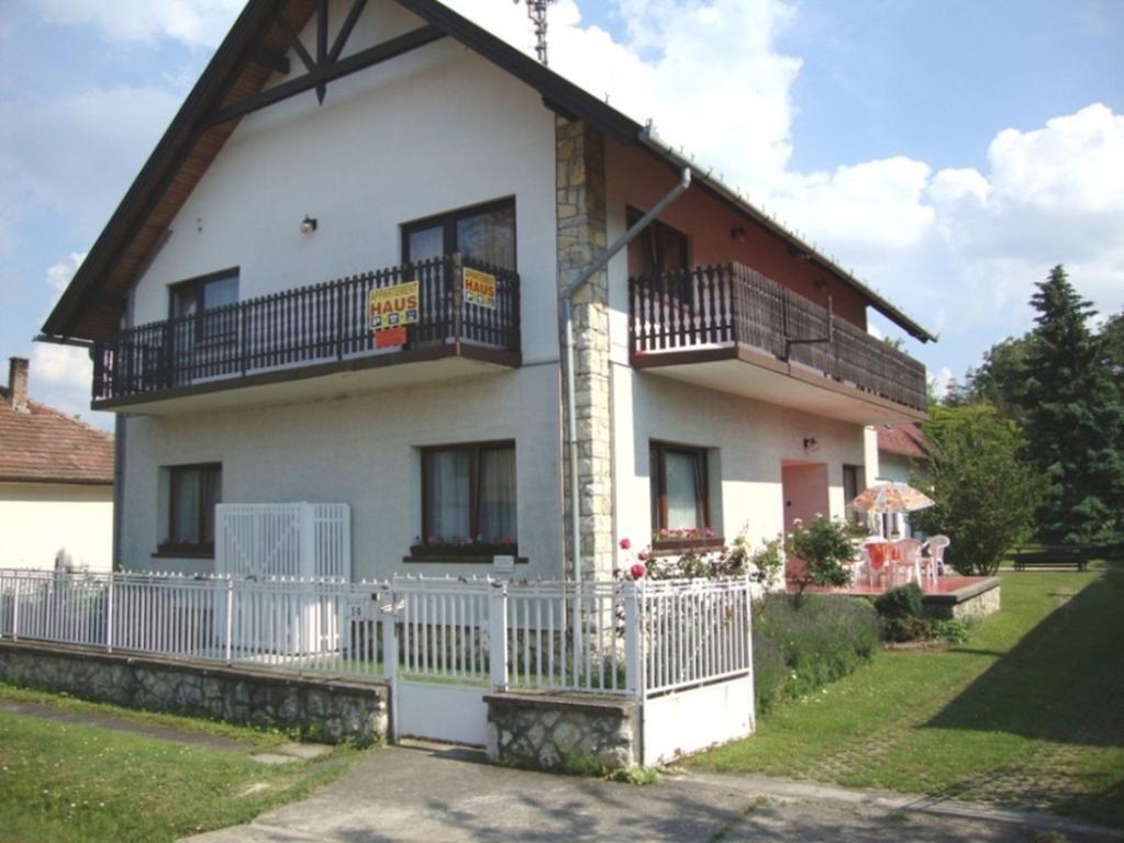 Ferienwohnung Gyongyvirag Vendeghaz Balatonboglár Zimmer foto